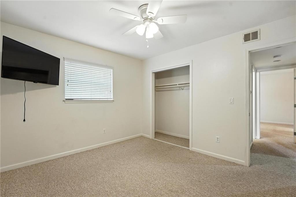 5010 Baltimore Avenue, Unit 106 Kansas City, MO 64112 - Photo 15 of 32