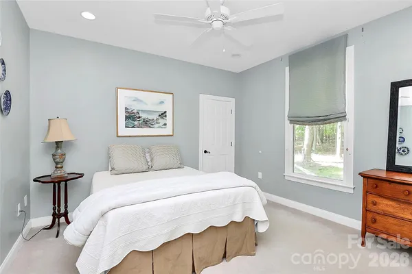 $950,000 | 729 Lochaven Road, Waxhaw, NC 28173