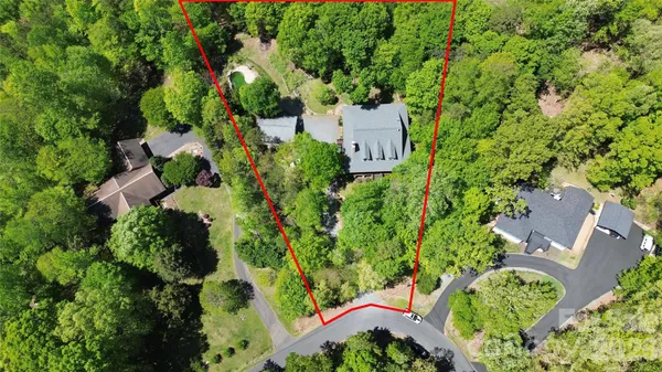 $950,000 | 729 Lochaven Road, Waxhaw, NC 28173