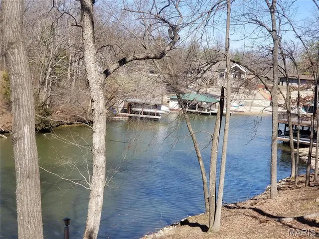 $370,000 | 8774 East Chinquapin Avenue, Effingham, IL 62401