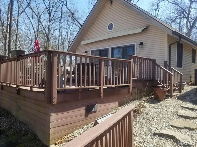 $370,000 | 8774 East Chinquapin Avenue, Effingham, IL 62401