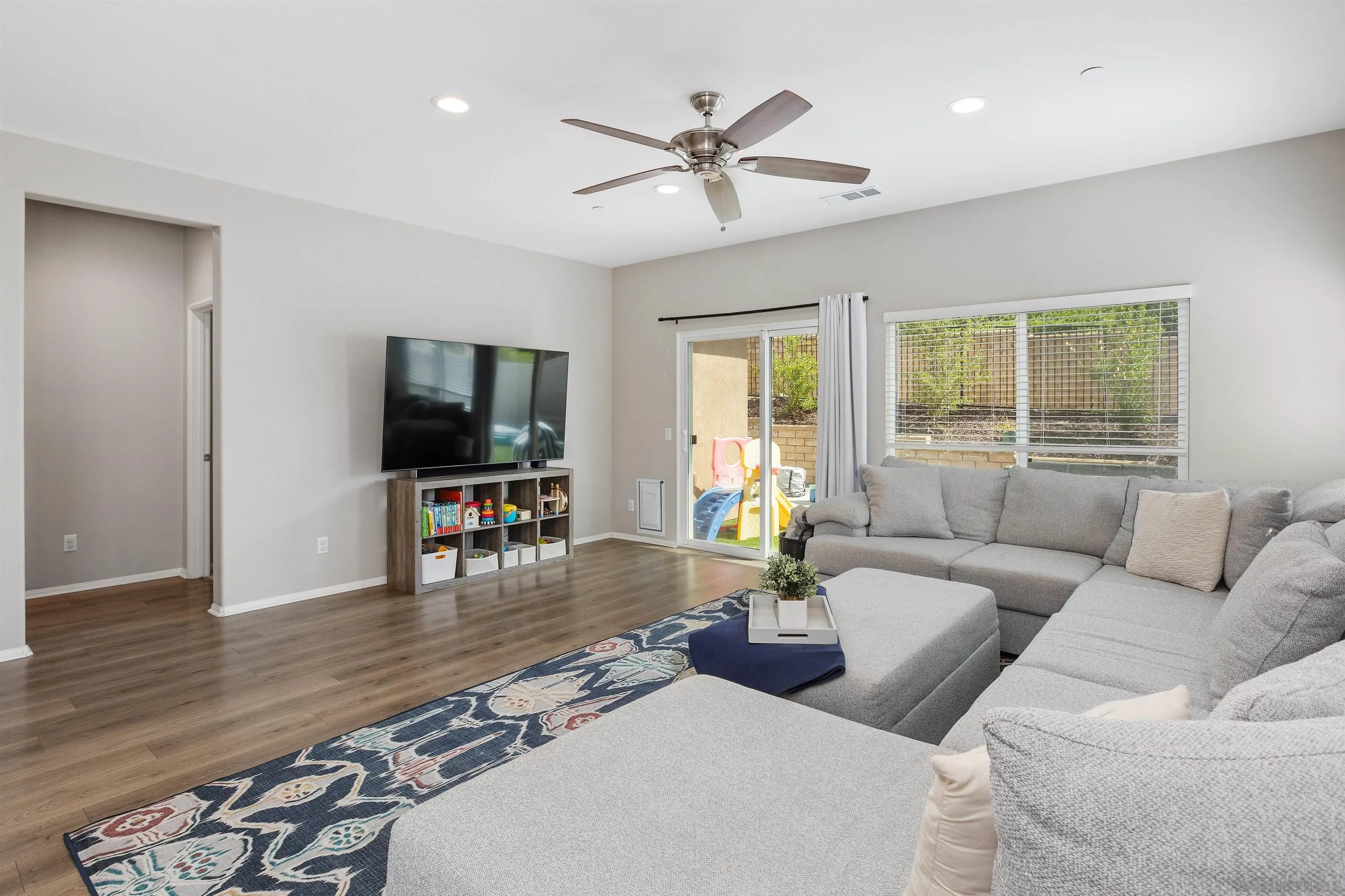 536 Ventasso Way Fallbrook, CA 92028 - Photo 13 of 46