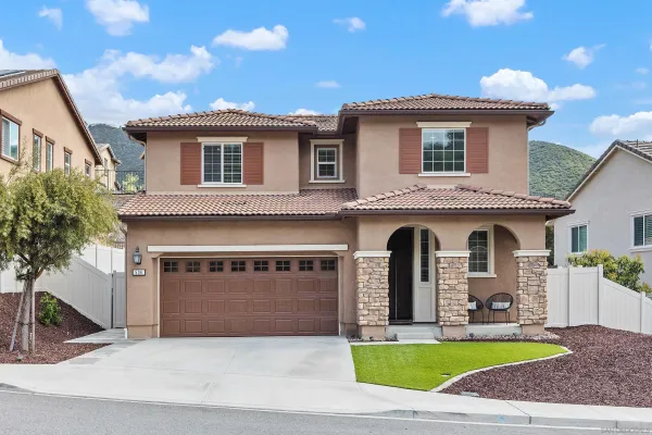 $855,000 | 536 Ventasso Way, Fallbrook, CA 92028