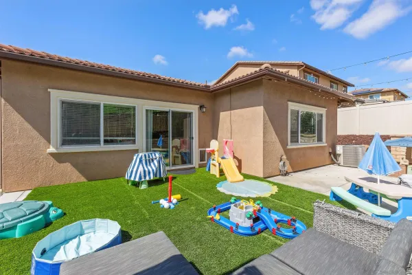 $855,000 | 536 Ventasso Way, Fallbrook, CA 92028