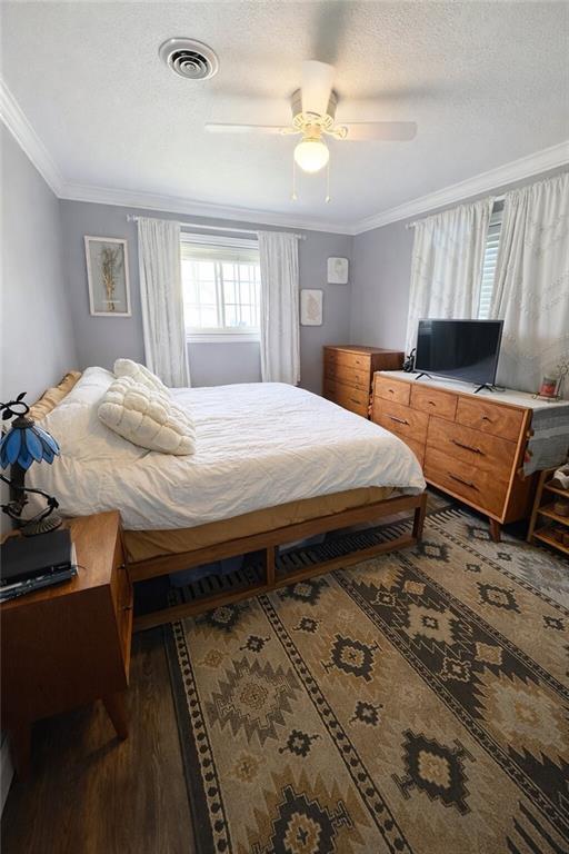 1628 Old Brodhead Road Monaca, PA 15061 - Photo 13 of 32 Master