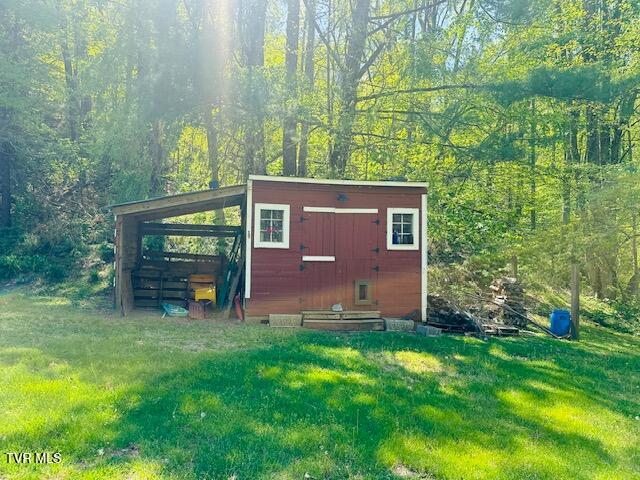 244 Rosenbaum Hollow Lane Chilhowie, VA 24319 - Photo 12 of 52 IMG_5648