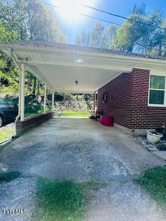$211,900 | 244 Rosenbaum Hollow Lane, Chilhowie, VA 24319