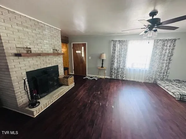 $211,900 | 244 Rosenbaum Hollow Lane, Chilhowie, VA 24319