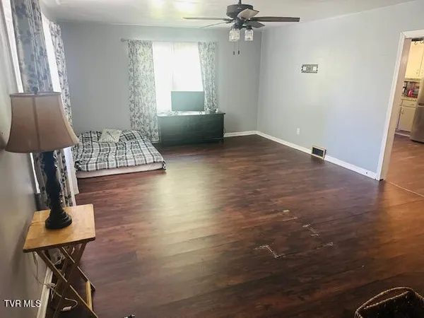 $211,900 | 244 Rosenbaum Hollow Lane, Chilhowie, VA 24319