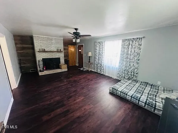 $211,900 | 244 Rosenbaum Hollow Lane, Chilhowie, VA 24319