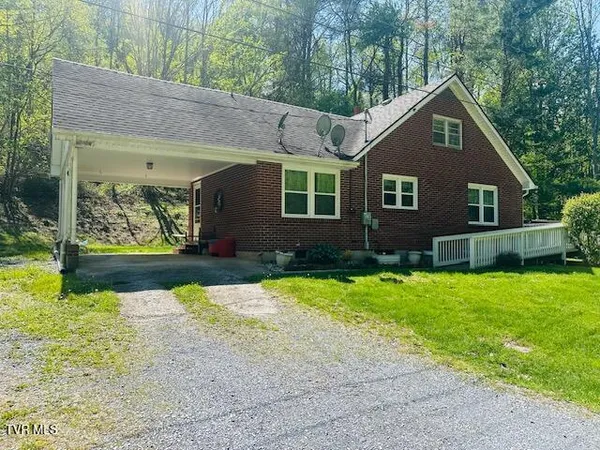 $211,900 | 244 Rosenbaum Hollow Lane, Chilhowie, VA 24319