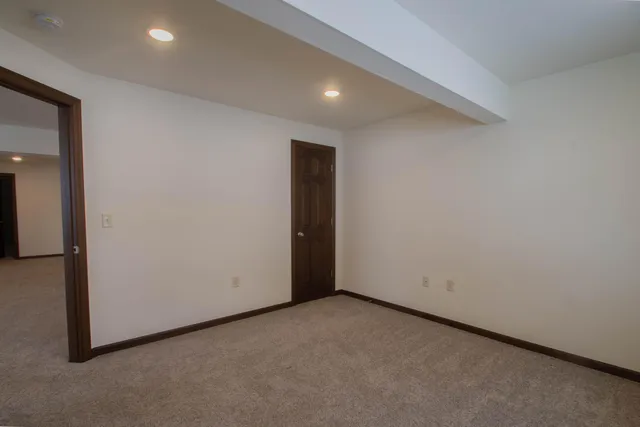 $339,900 | 301 Creekside Court, Watertown, WI 53098