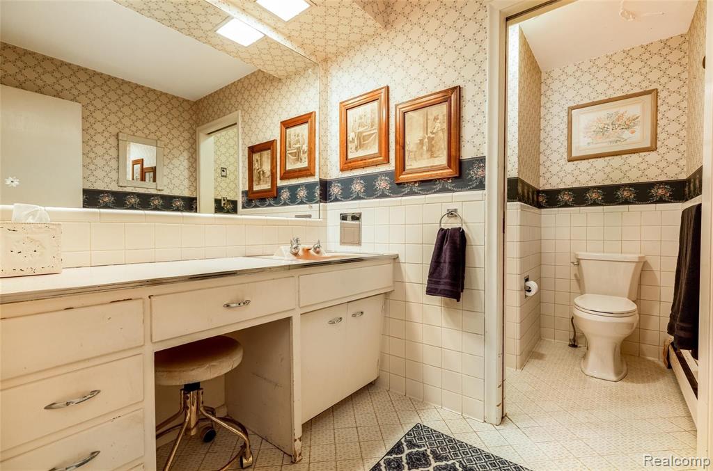 49680 Eight Mile Road Northville, MI 48167 - Photo 32 of 74 Gallery Image 32