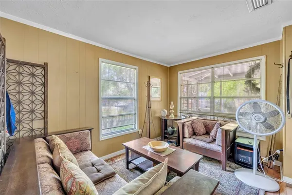 $199,900 | 140 North Johns Street, Mount Dora, FL 32757