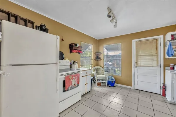 $199,900 | 140 North Johns Street, Mount Dora, FL 32757