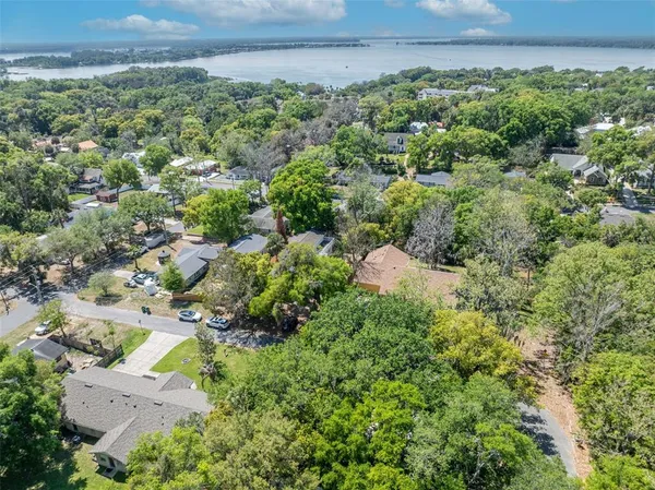 $199,900 | 140 North Johns Street, Mount Dora, FL 32757