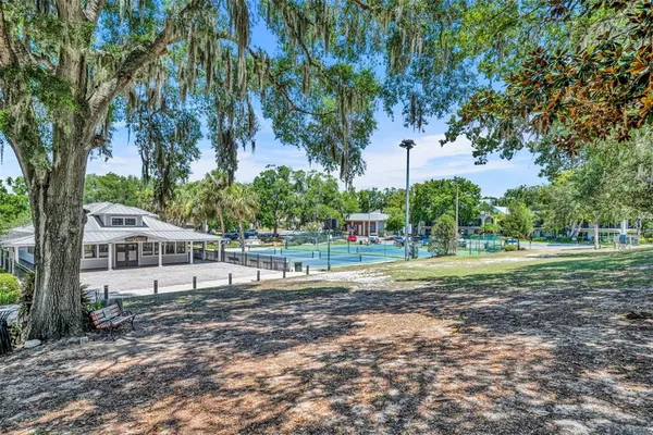 $199,900 | 140 North Johns Street, Mount Dora, FL 32757