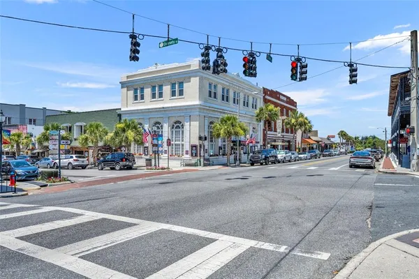 $199,900 | 140 North Johns Street, Mount Dora, FL 32757