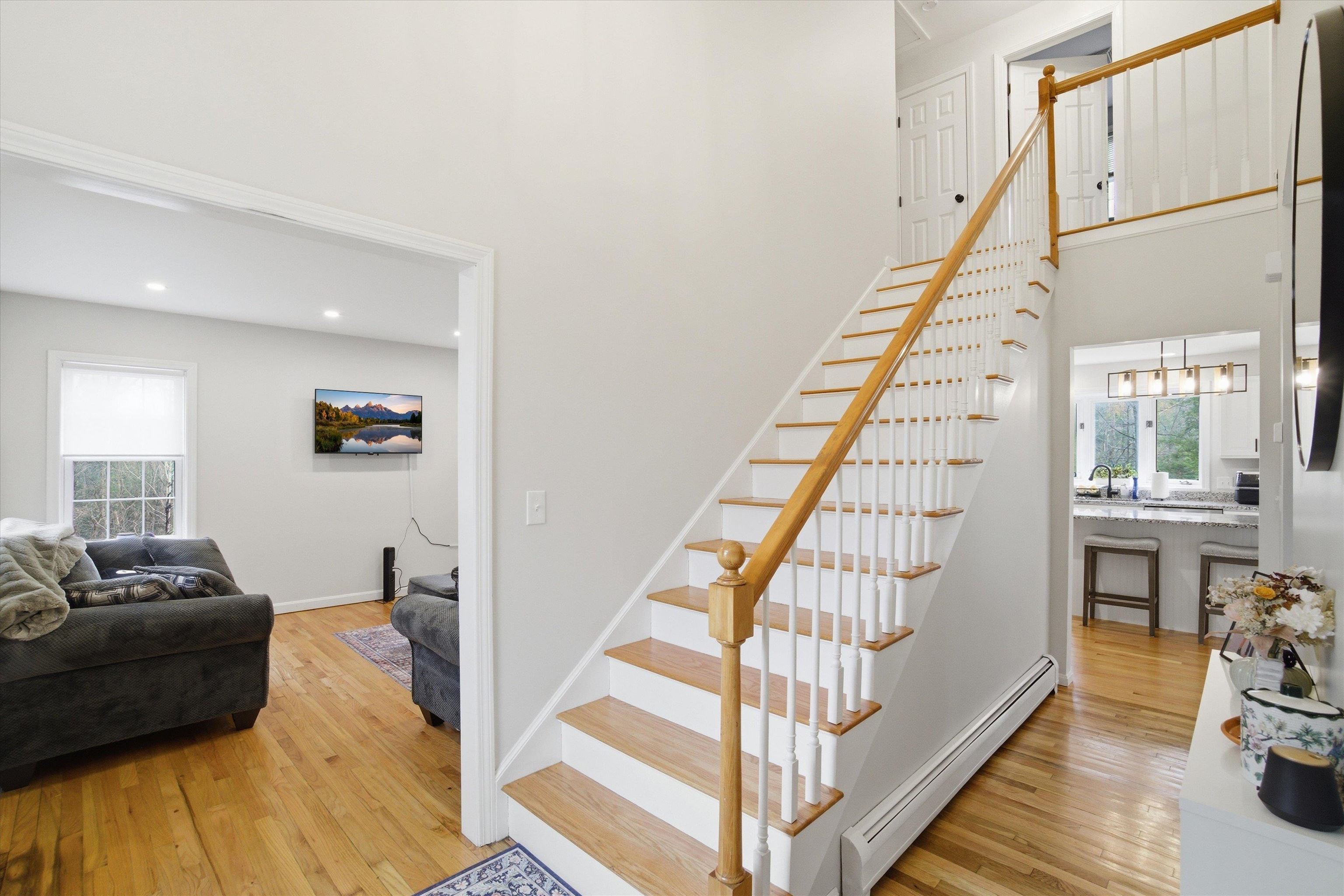 10 Upton Road Mont Vernon, NH 03057 - Photo 9 of 47