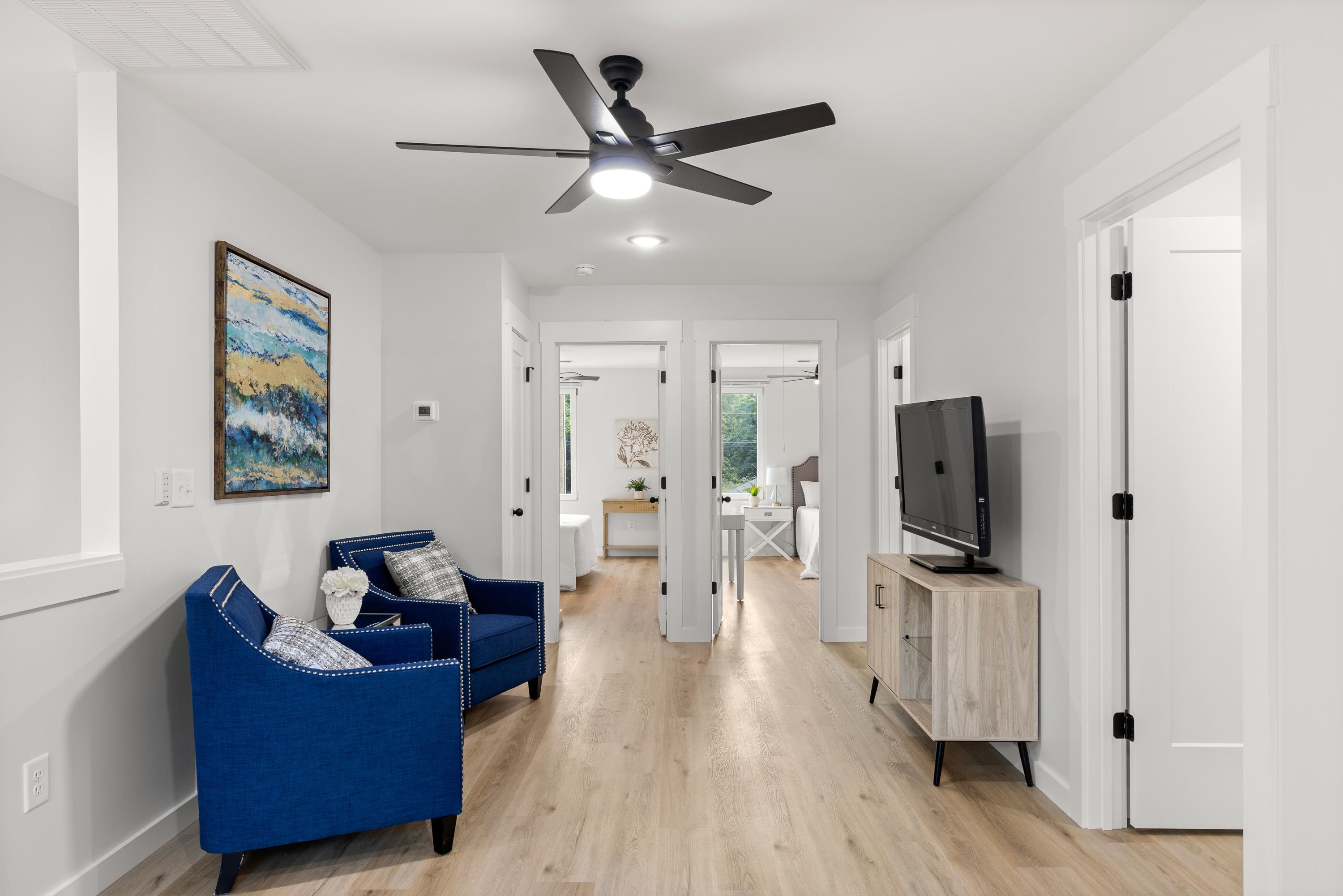 685 Neighborhood Road Wellford, SC 29385 - Photo 5 of 42 Gallery Image 5