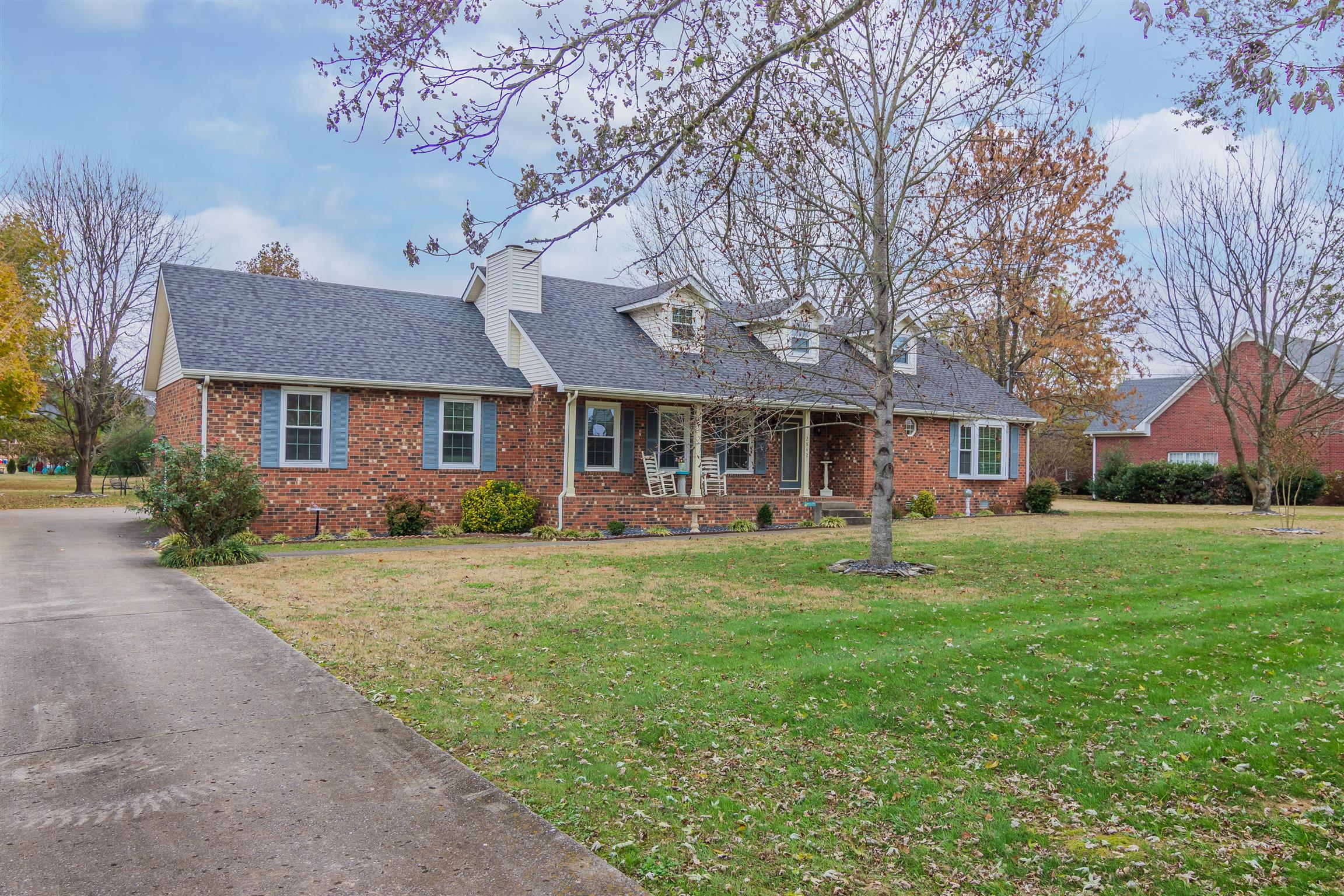 2842 Sulphur Springs Road Murfreesboro, TN 37129 - Photo 2 of 28 Lots of parking for friends and family to gather together