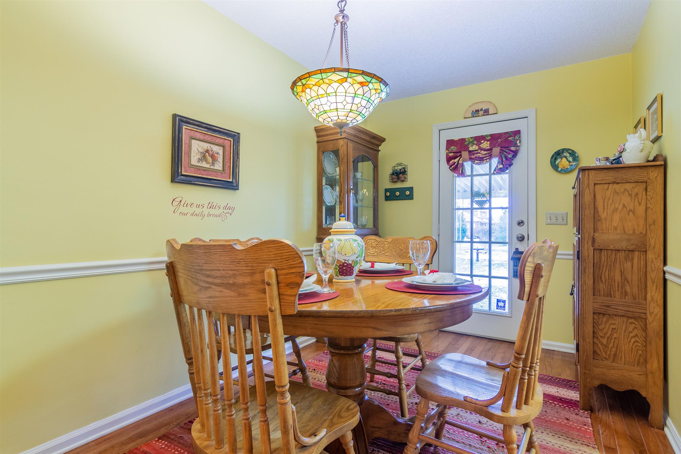 2842 Sulphur Springs Road Murfreesboro, TN 37129 - Photo 11 of 28 Separate eating area with back door that leads out to the covered patio