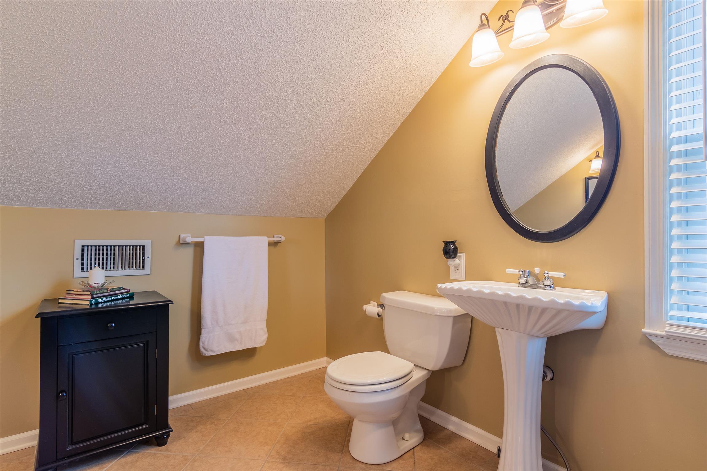 2842 Sulphur Springs Road Murfreesboro, TN 37129 - Photo 22 of 28 Upstairs bath with tile floors