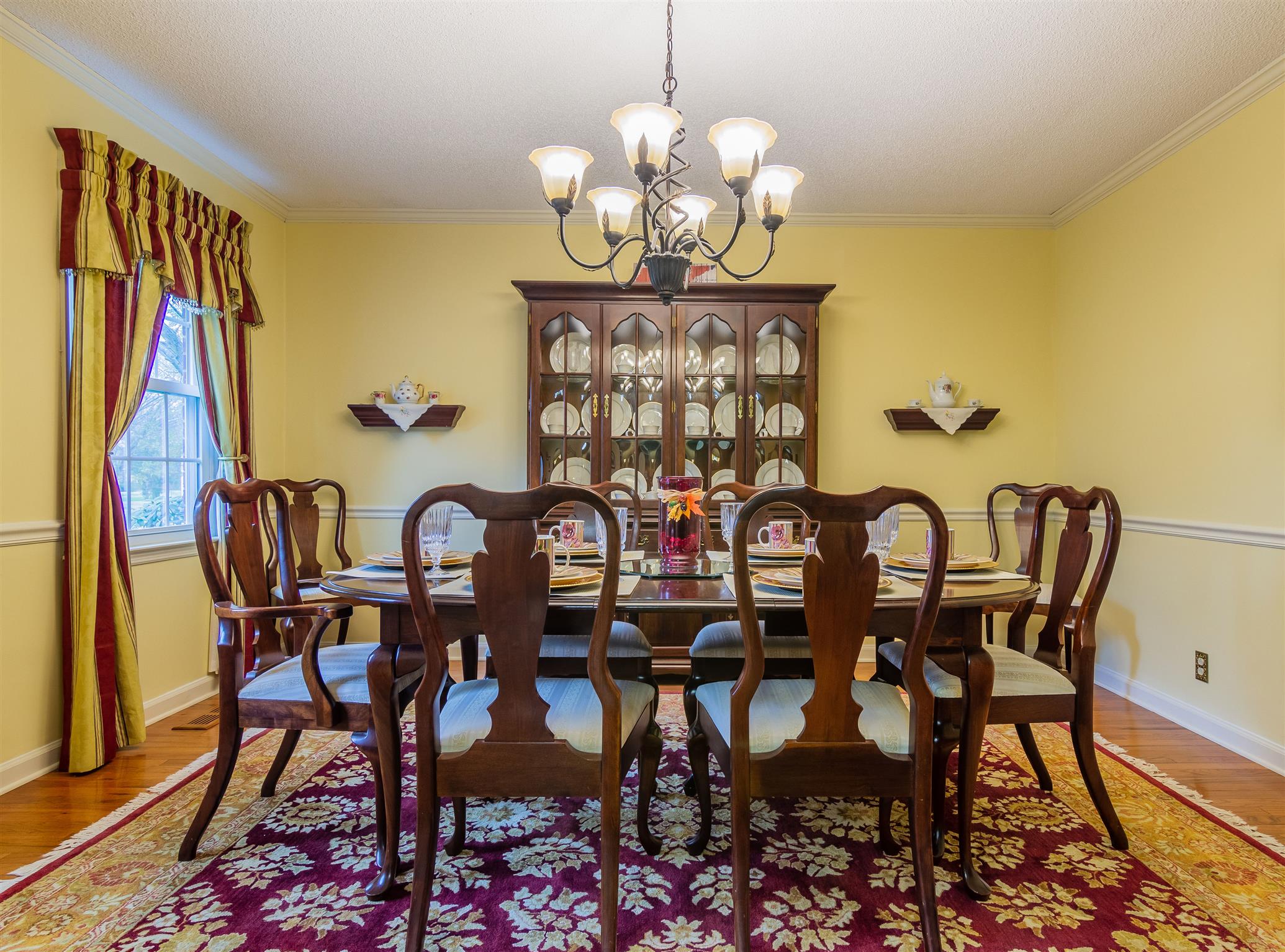 2842 Sulphur Springs Road Murfreesboro, TN 37129 - Photo 7 of 28 Spacious formal dining room with hardwood and crown molding