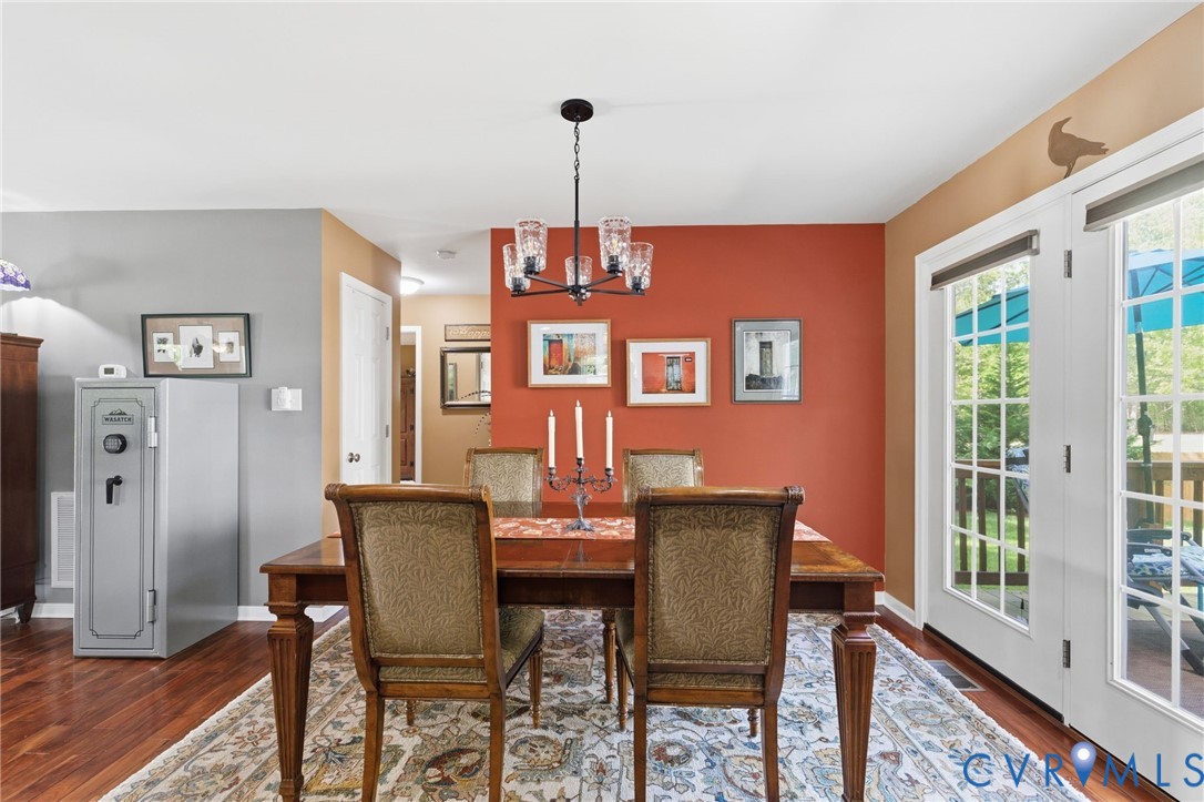 9006 Shawonodasee Road Chesterfield, VA 23832 - Photo 11 of 34