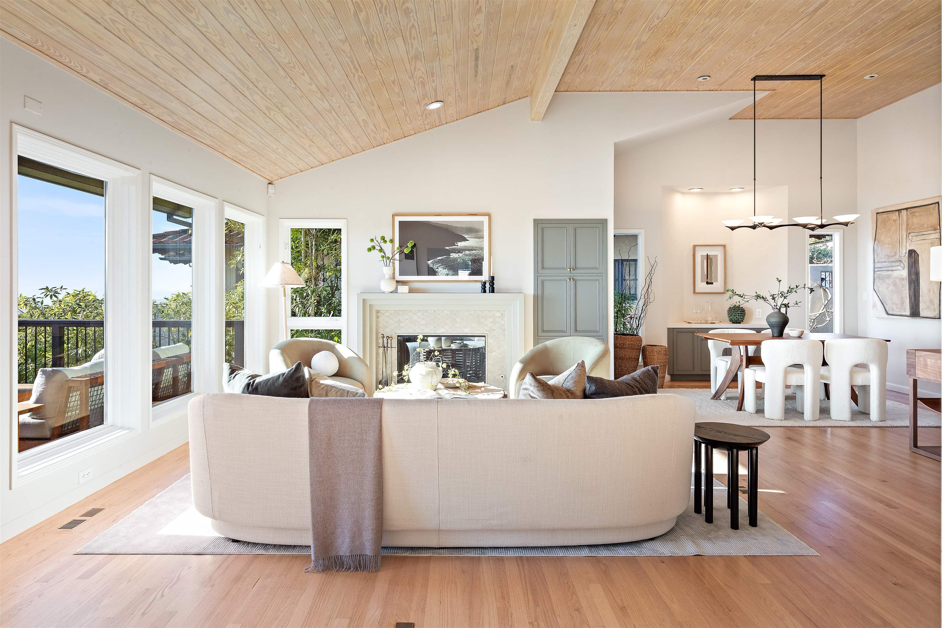 6189 Contra Costa Road Oakland, CA 94618 - Photo 12 of 60