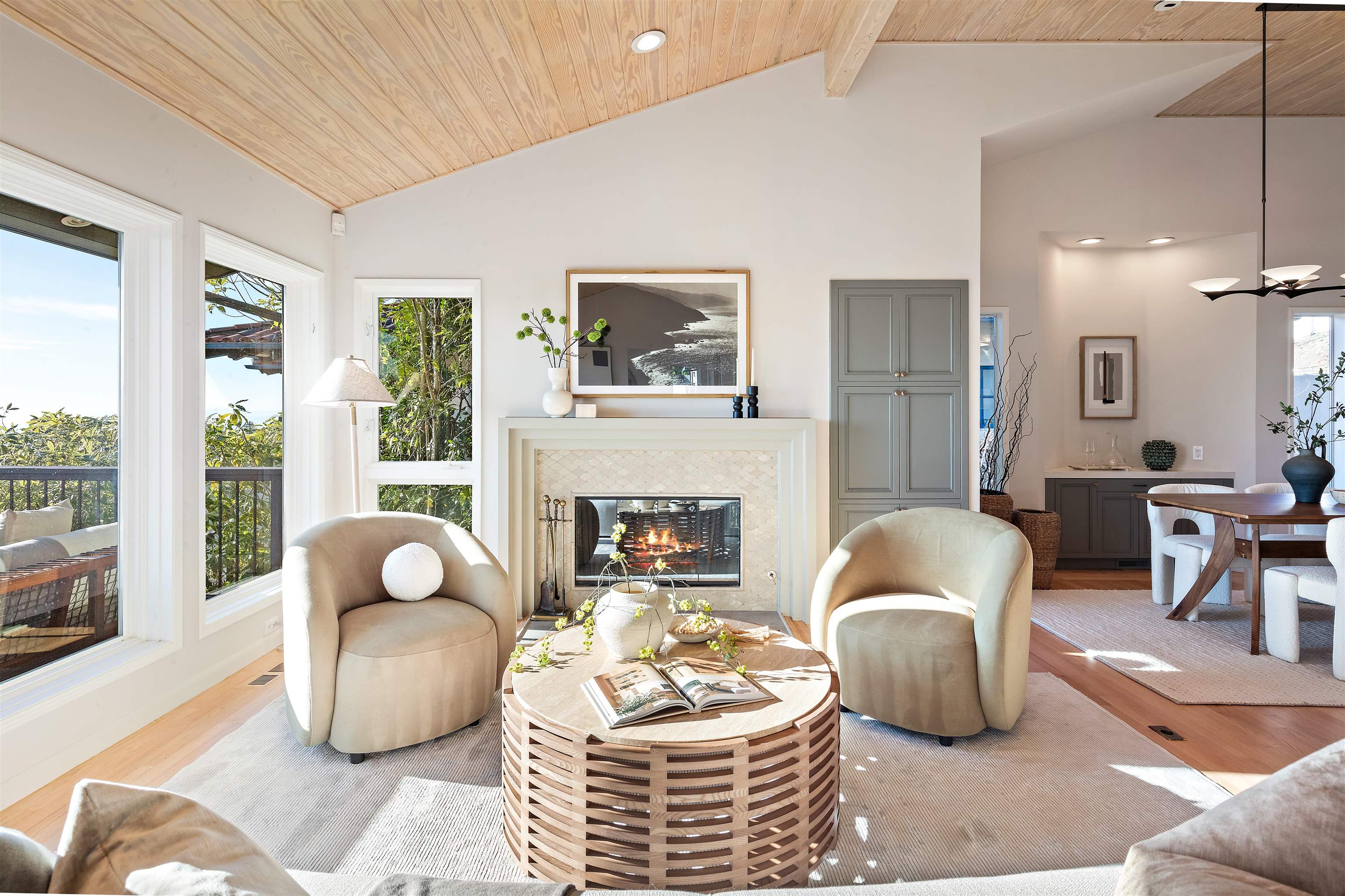 6189 Contra Costa Road Oakland, CA 94618 - Photo 14 of 60