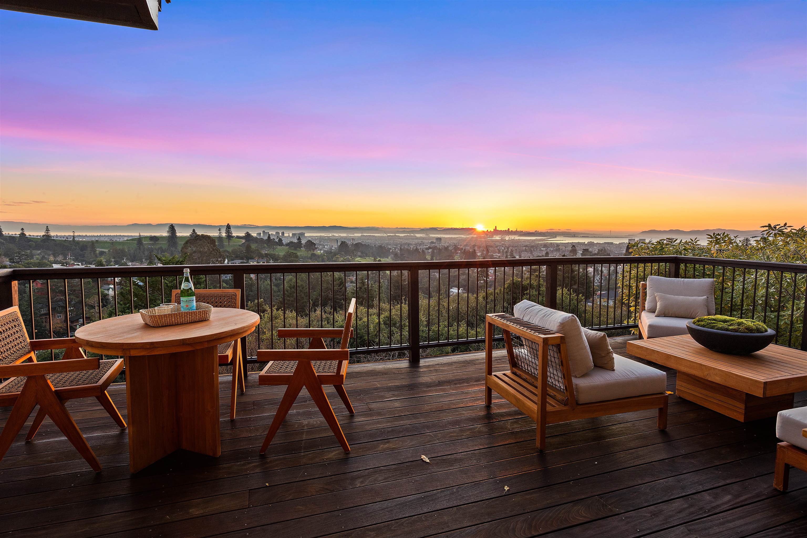 6189 Contra Costa Road Oakland, CA 94618 - Photo 20 of 60