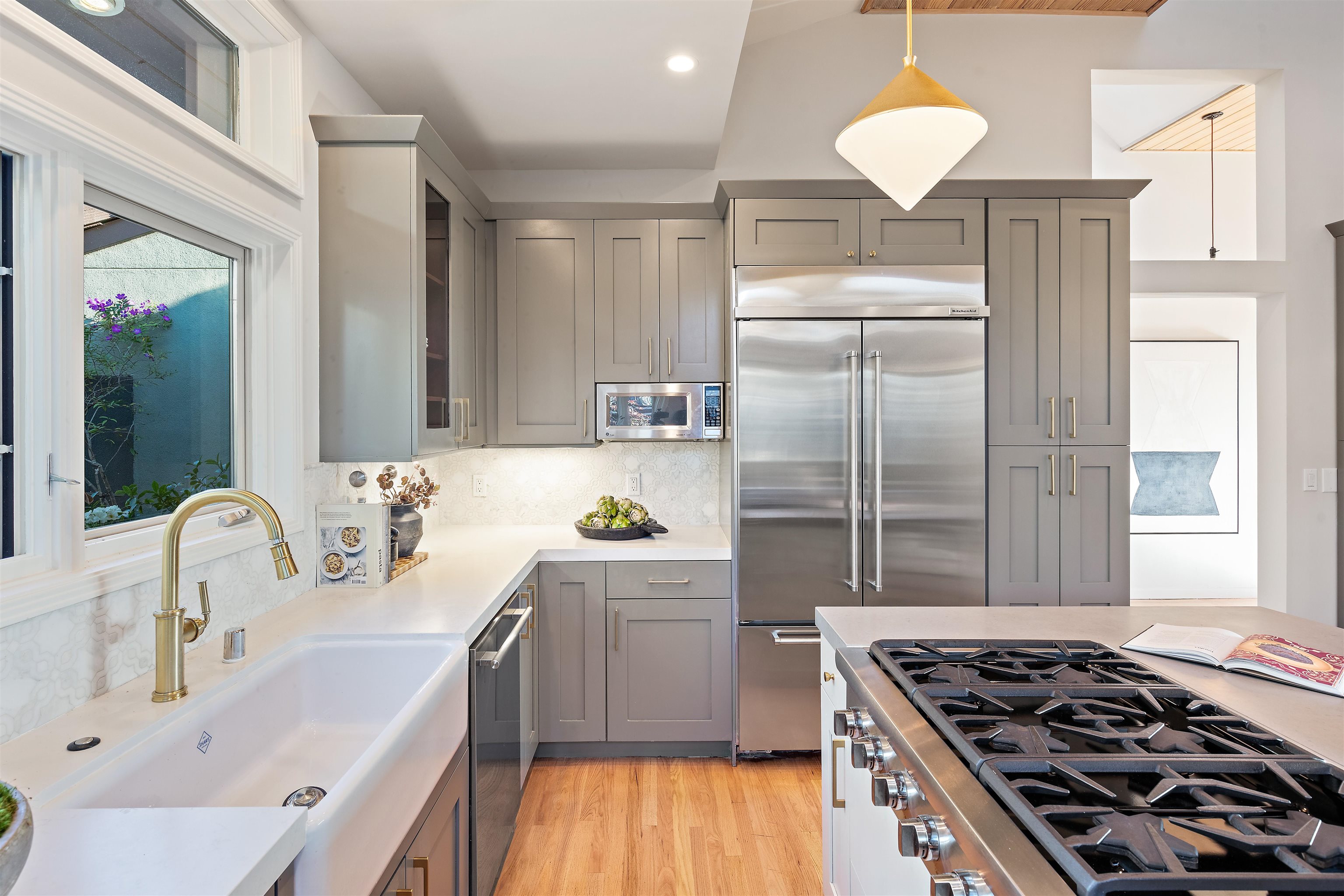 6189 Contra Costa Road Oakland, CA 94618 - Photo 26 of 60