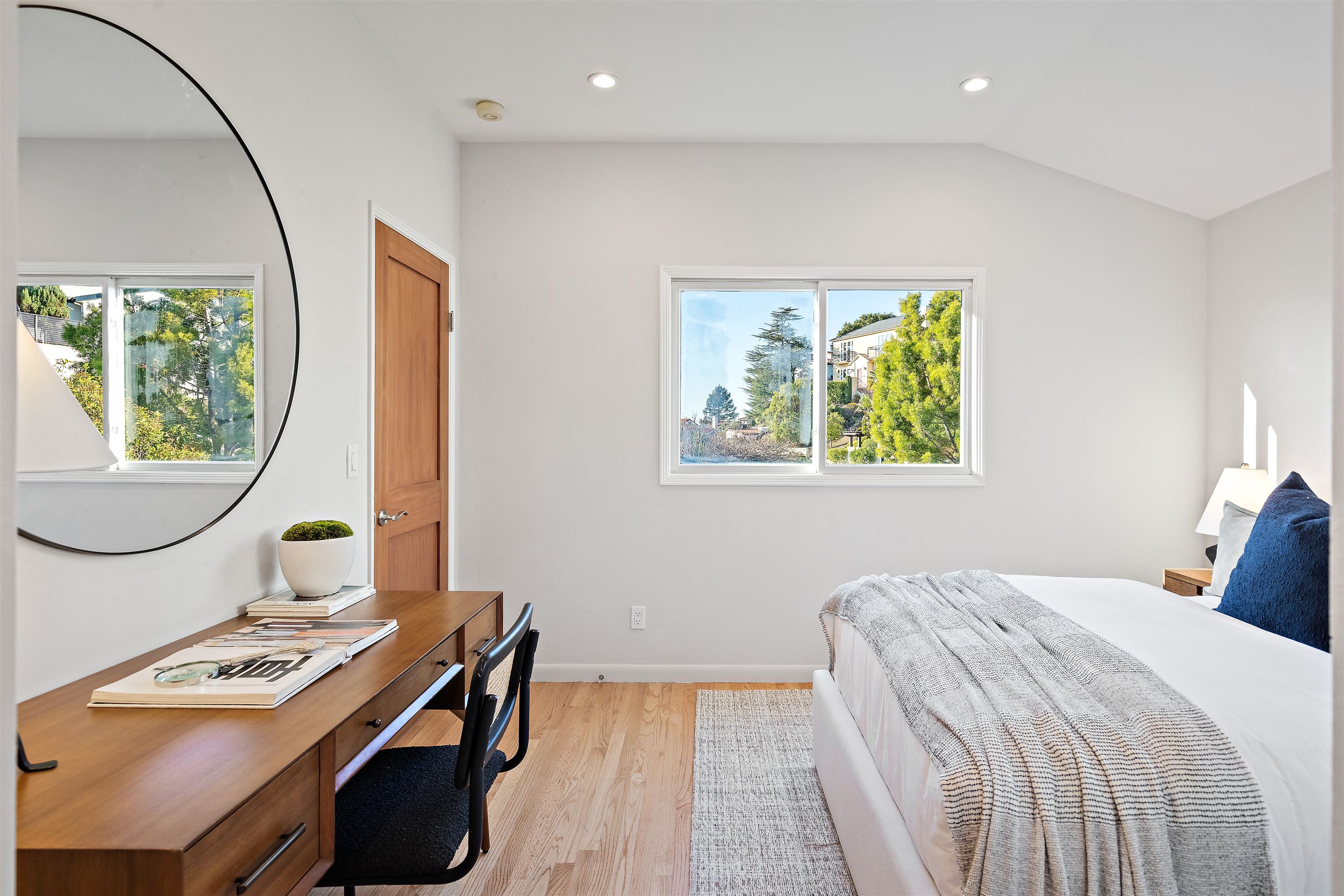 6189 Contra Costa Road Oakland, CA 94618 - Photo 34 of 60