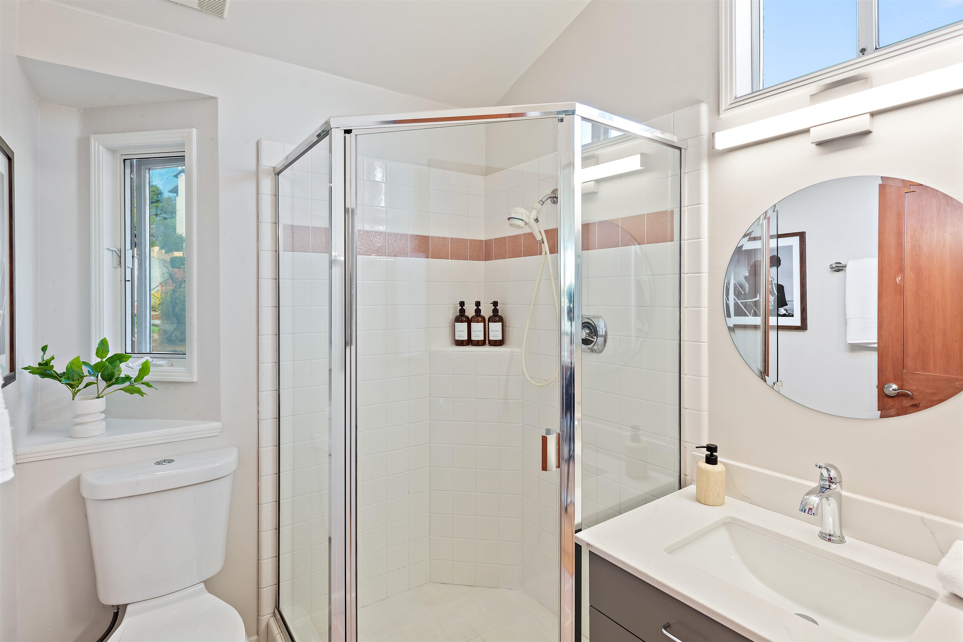 6189 Contra Costa Road Oakland, CA 94618 - Photo 35 of 60