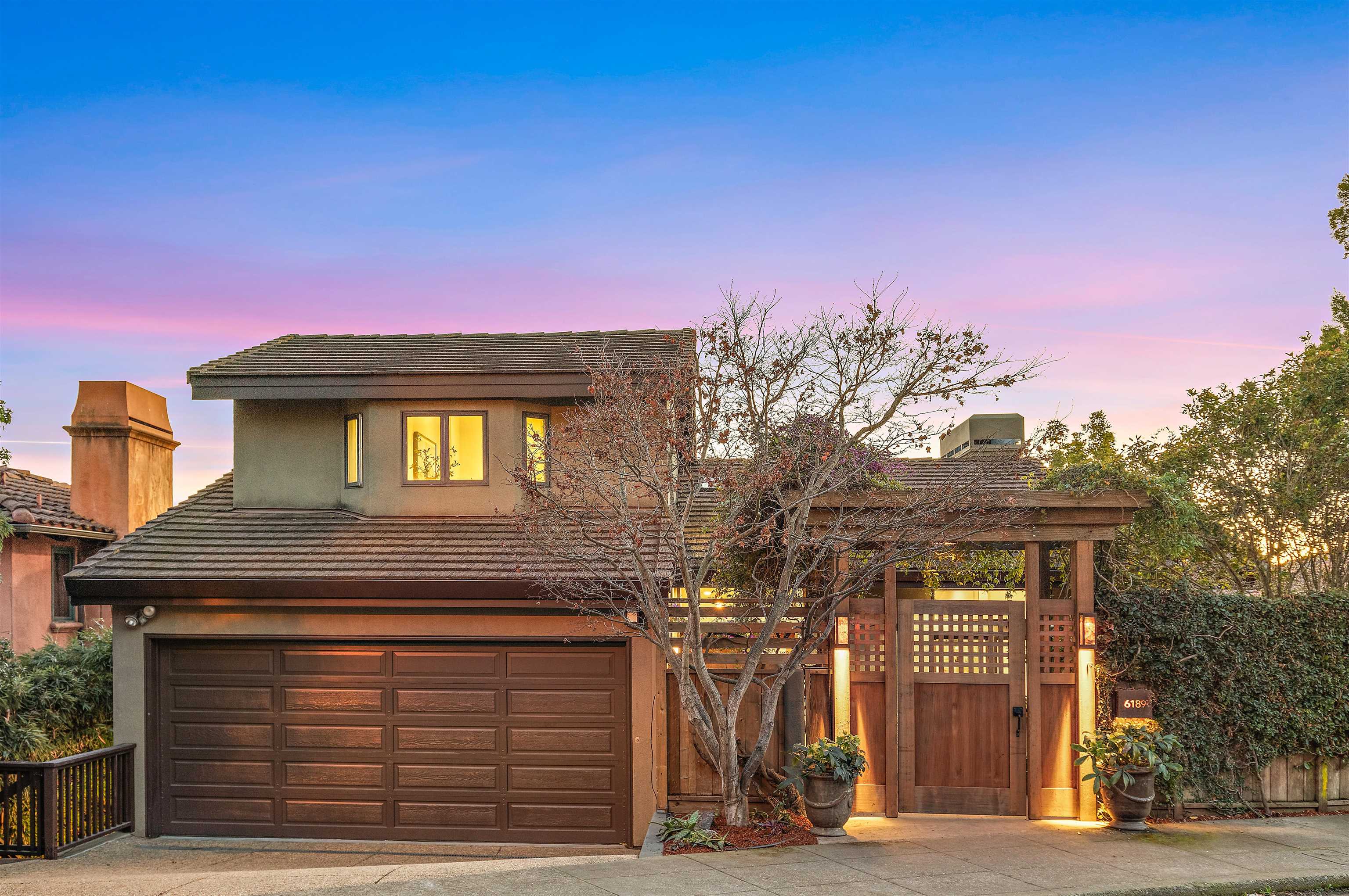 6189 Contra Costa Road Oakland, CA 94618 - Photo 4 of 60