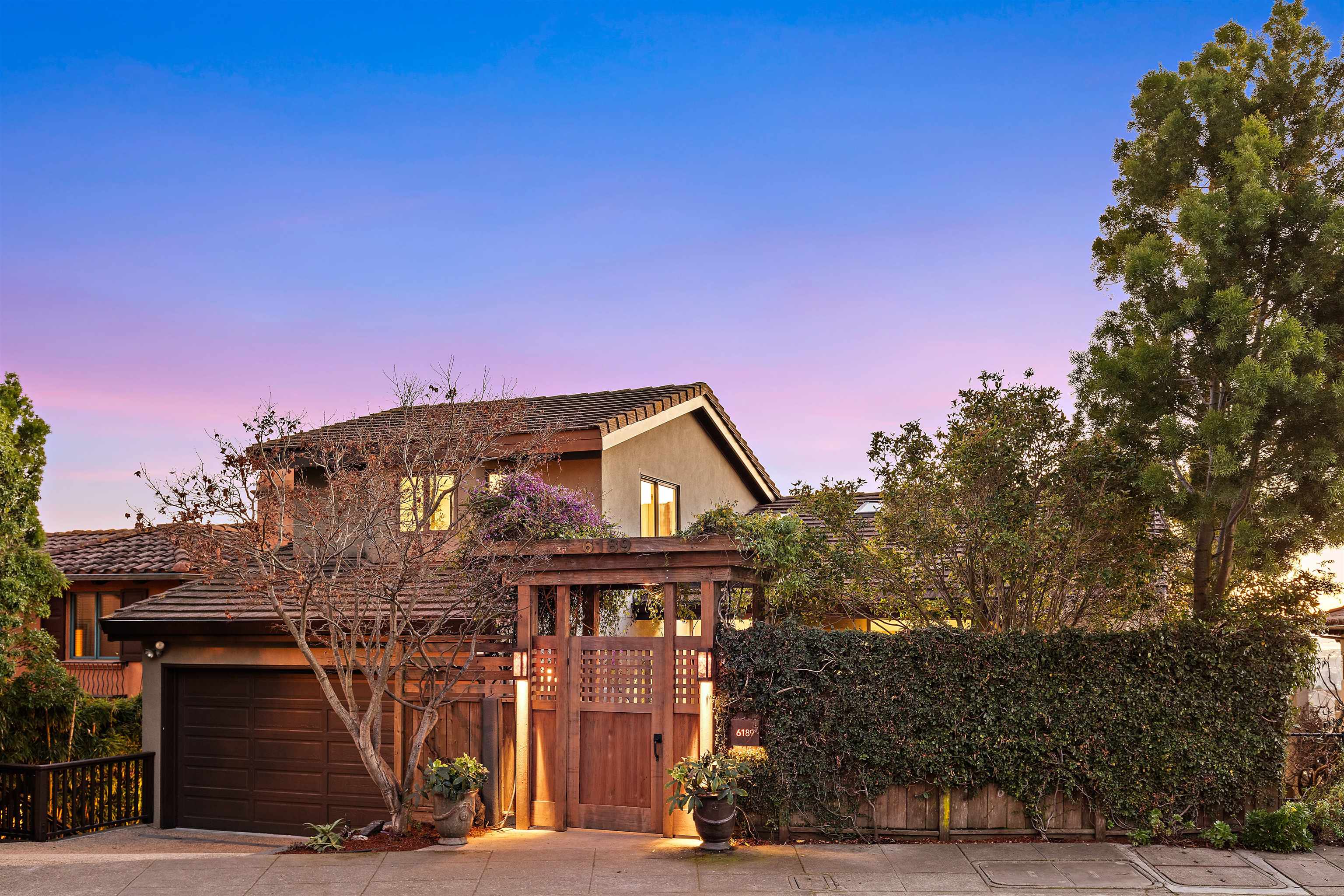 6189 Contra Costa Road Oakland, CA 94618 - Photo 6 of 60