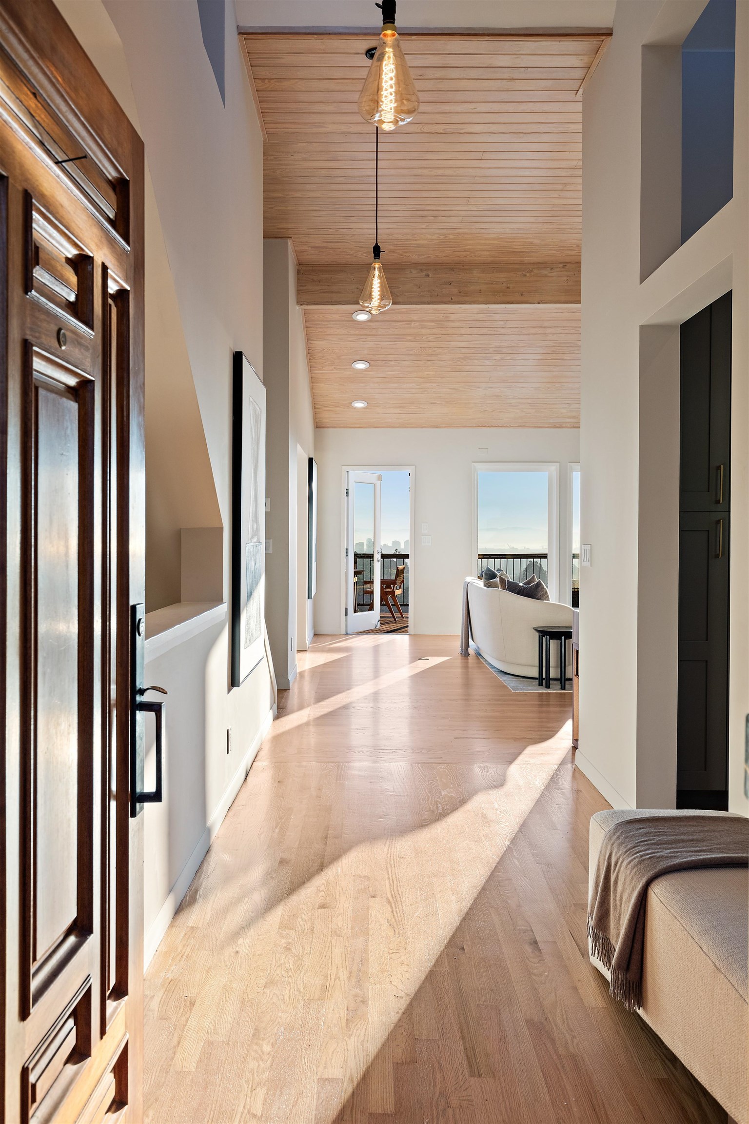 6189 Contra Costa Road Oakland, CA 94618 - Photo 9 of 60