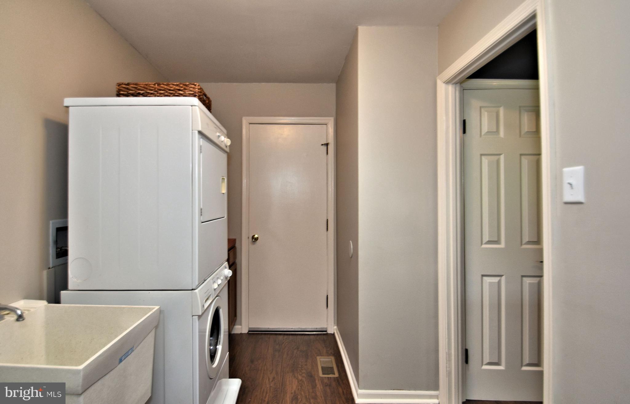 100 Olde Pilgrim Road Dublin, PA 18917 - Photo 23 of 41 Large mud room with access to garage & side yard