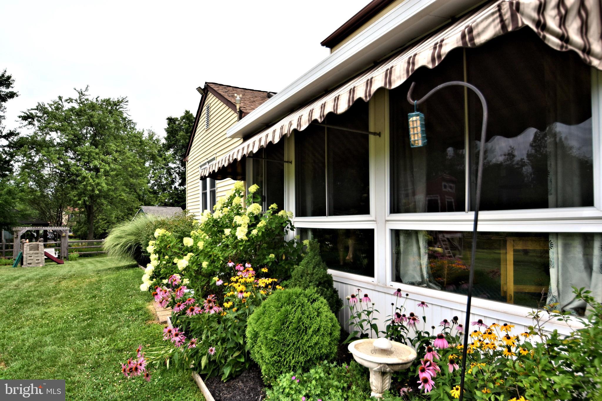 100 Olde Pilgrim Road Dublin, PA 18917 - Photo 33 of 41 Beautiful flowerbeds in every season