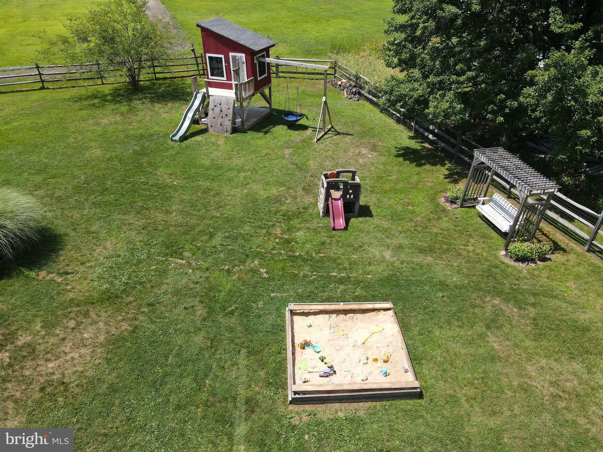100 Olde Pilgrim Road Dublin, PA 18917 - Photo 36 of 41 So much outdoor living space!