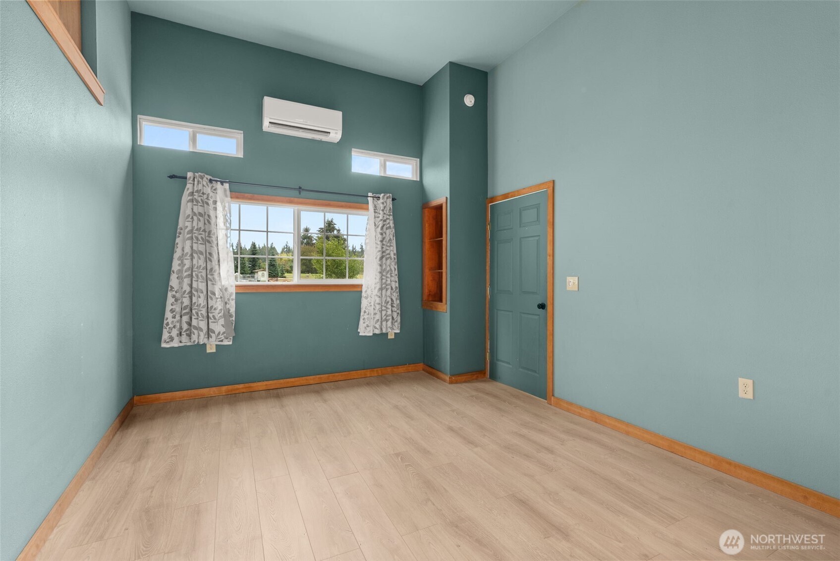 9415 Delphi Road Southwest Olympia, WA 98512 - Photo 11 of 36 Gallery Image 11