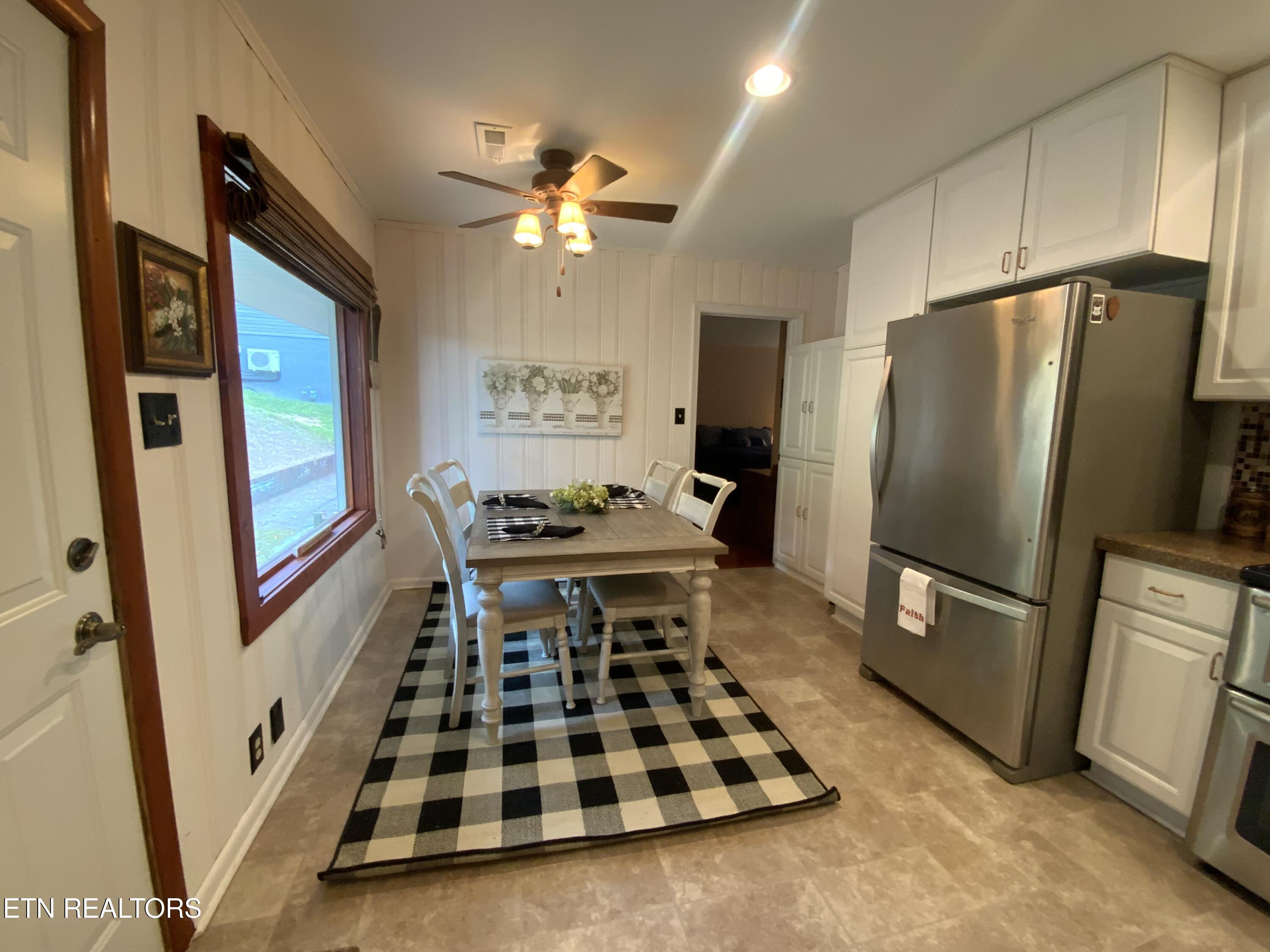 318 Branch Lane Clinton, TN 37716 - Photo 19 of 59 IMG_8249