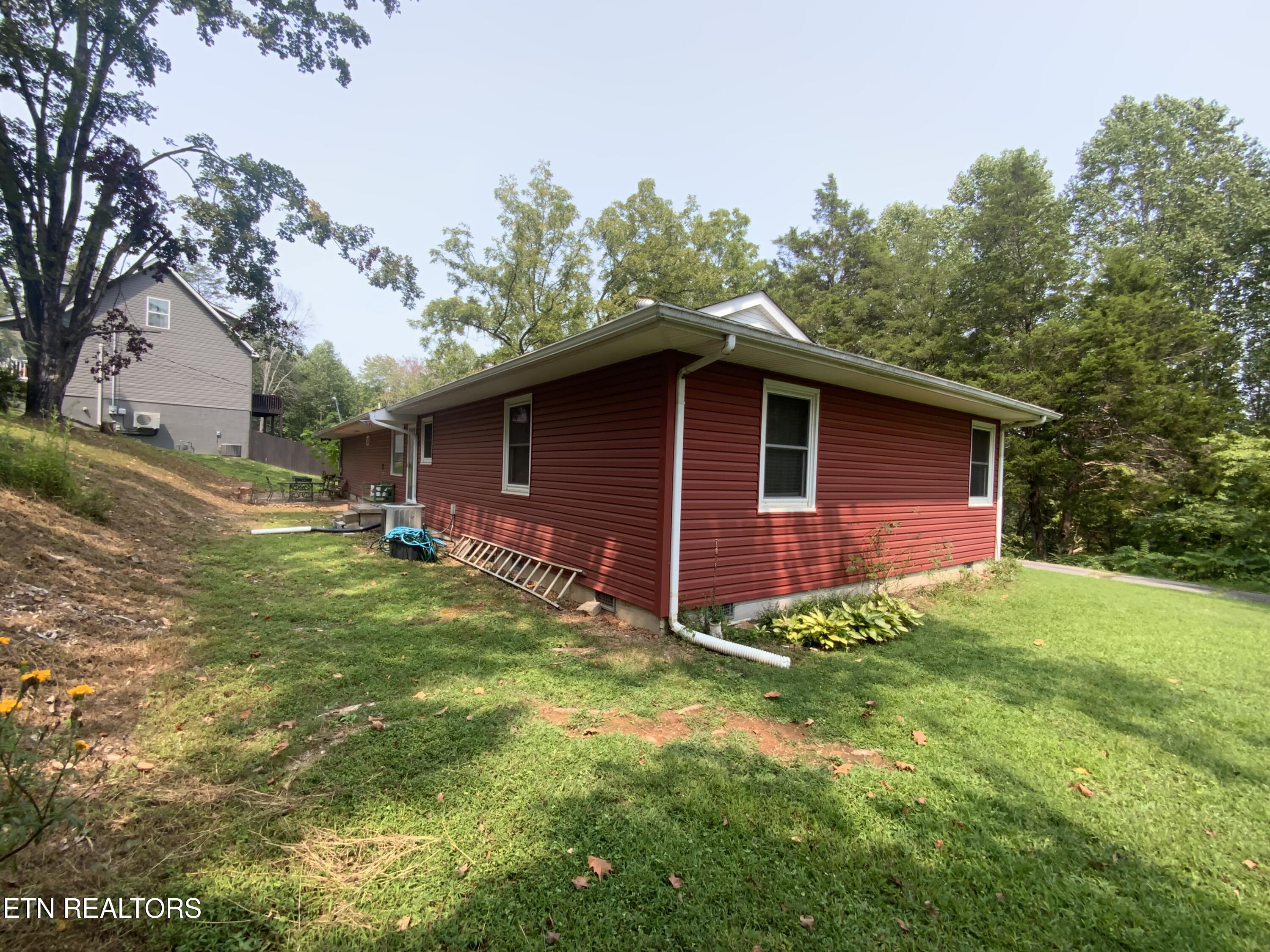318 Branch Lane Clinton, TN 37716 - Photo 47 of 59 IMG_8287