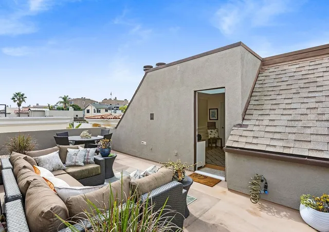 $2,049,000 | 1303 Cypress Avenue, Hermosa Beach, CA 90254