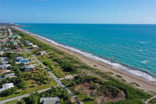 $330,000 | South Beach - St. Lucie County, Fort Pierce, FL 34949
