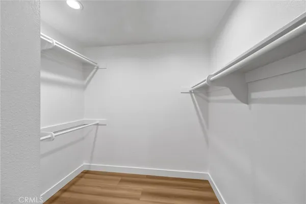 $4,500 | 9502 VÃa Salerno, Burbank, CA 91504