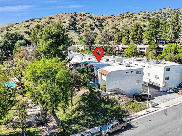 $4,500 | 9502 VÃa Salerno, Burbank, CA 91504