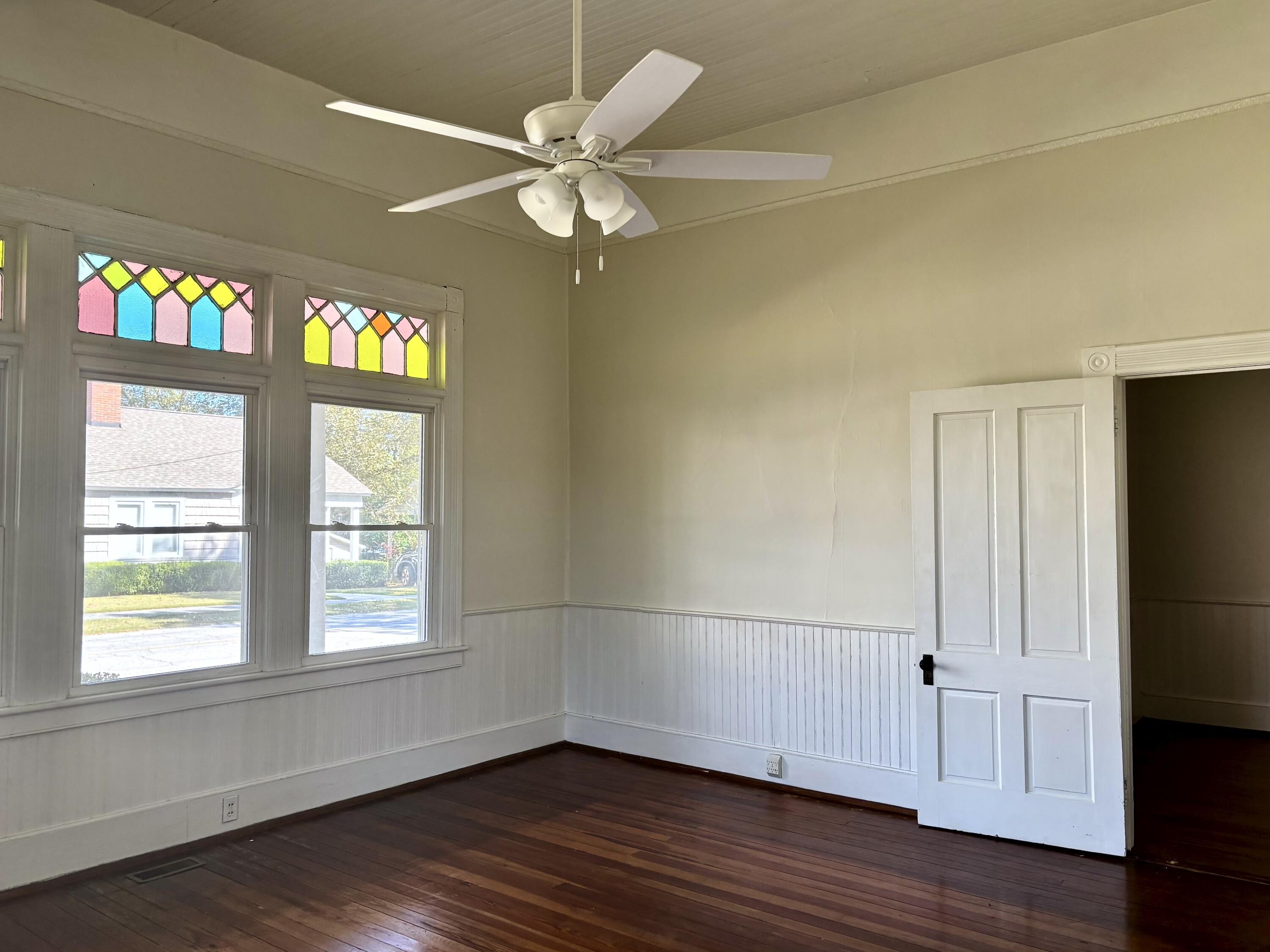 123 Lee Street Thomson, GA 30824 - Photo 3 of 14 Living room