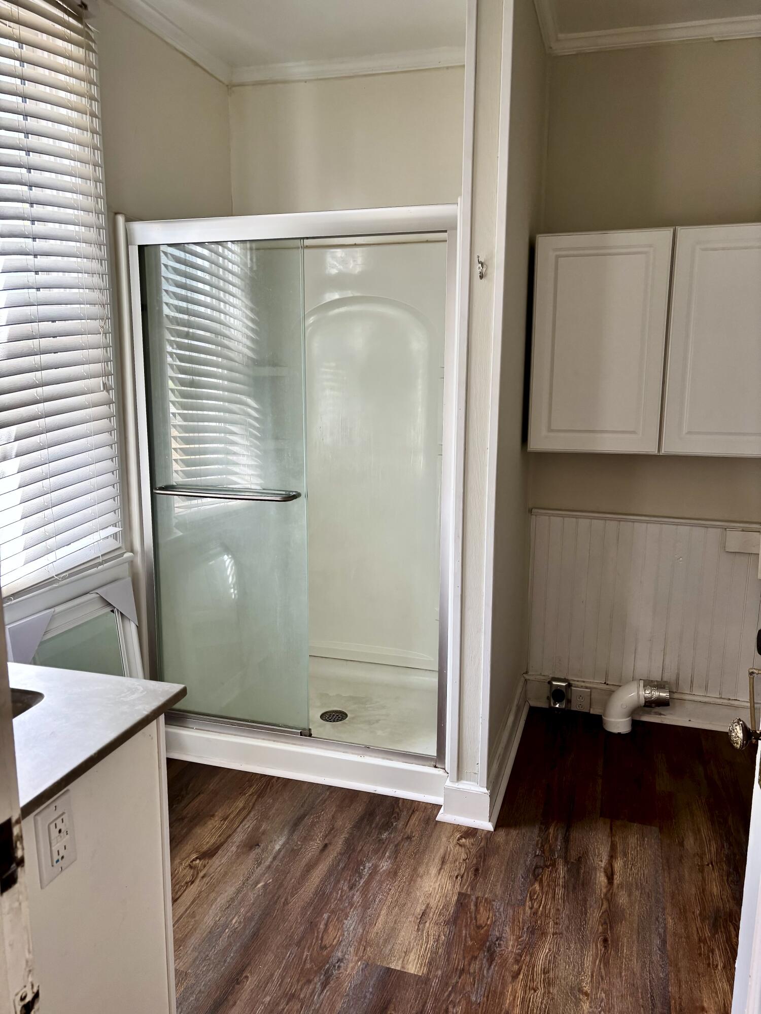 123 Lee Street Thomson, GA 30824 - Photo 7 of 14 Bathroom / laundry room